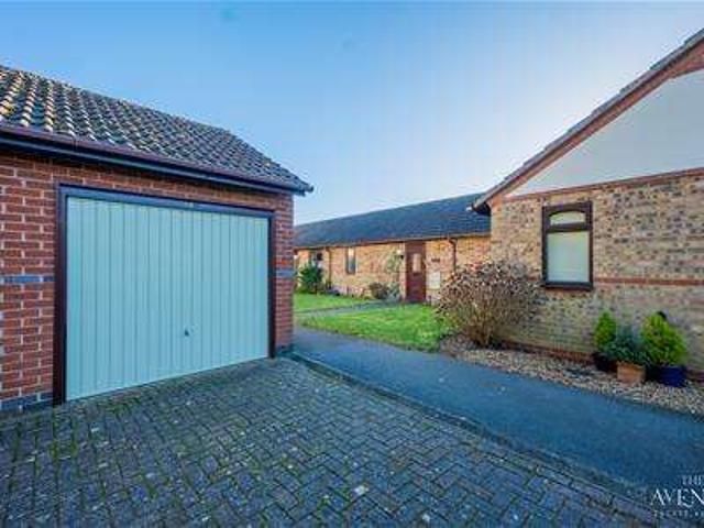 Bungalow for sale in Barton, Leicestershire