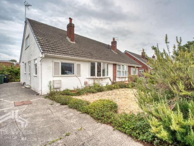 Bungalow for sale in Fairhaven, Lytham