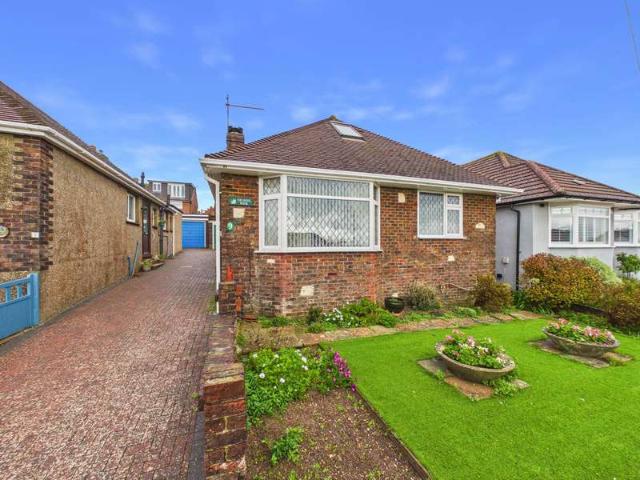 Bungalow for sale in Southwick, Adur