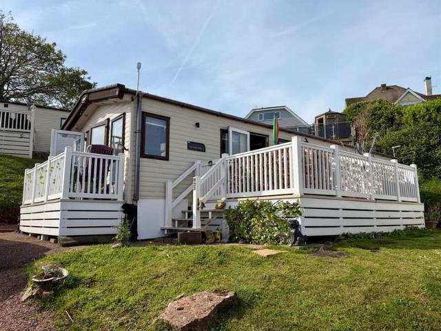 Bungalow for sale in Three Beaches, Livermead
