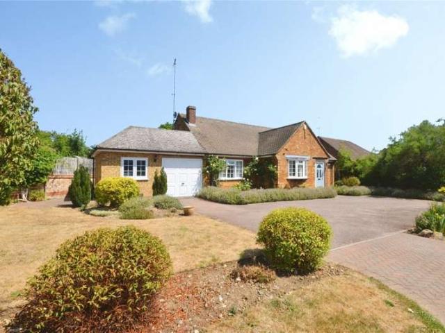 Bungalow for sale in Bentfield, Duton Hill
