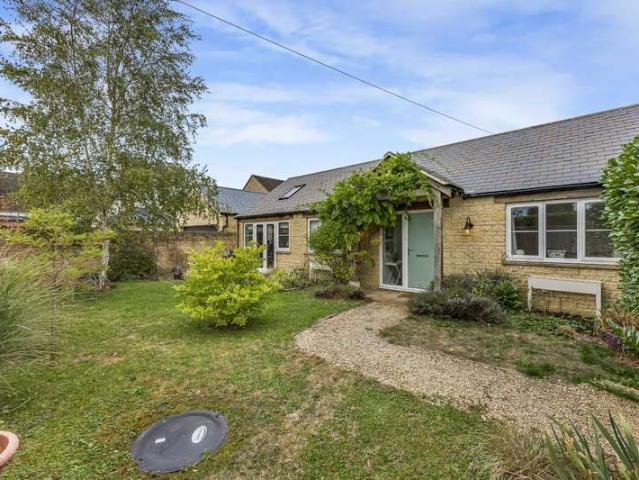 Bungalow for sale in Fairford, Fossebridge
