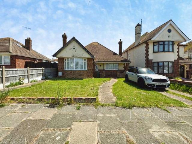 Bungalow for sale in Dale Hill, Essex