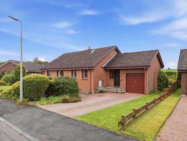 Bungalow for sale in Tullibardine, Scotland