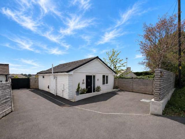 Bungalow for sale in Upper Horsebridge, Wealden
