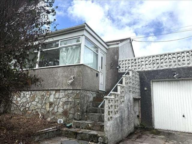 Bungalow for sale in Wendron, Rame