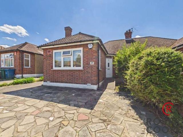 Bungalow for sale in Lane, Greater London