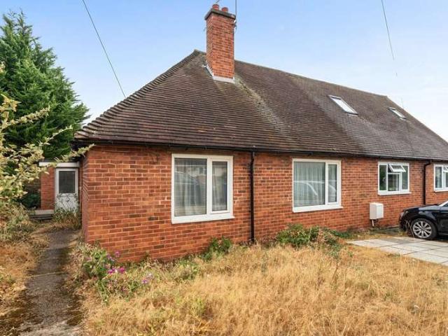 Bungalow for sale in Cookham