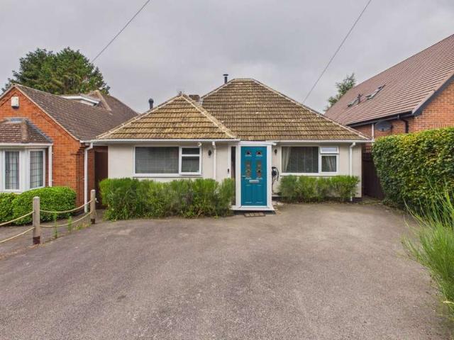 Bungalow for sale in Barton, Leicestershire