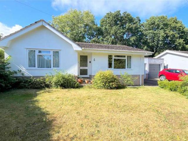 Bungalow for sale in Highcliffe