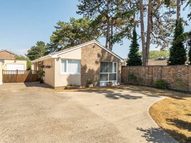 Bungalow for sale in Black Bourton, Oxfordshire