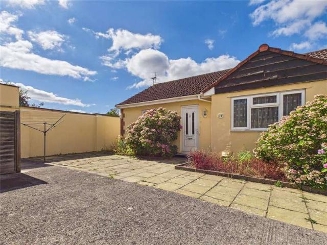 Bungalow for sale in Feckenham, City Of Bristol