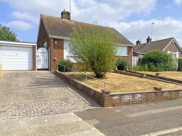 Bungalow for sale in Fishersgate, West Sussex
