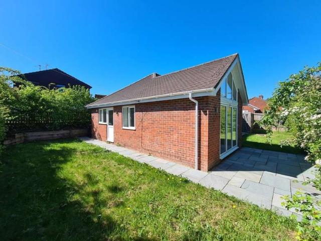 Bungalow for sale in Barton Stacey, Hampshire