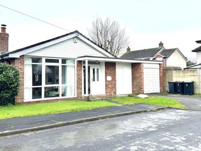 Bungalow for sale in Ashurst Bridge, Hampshire