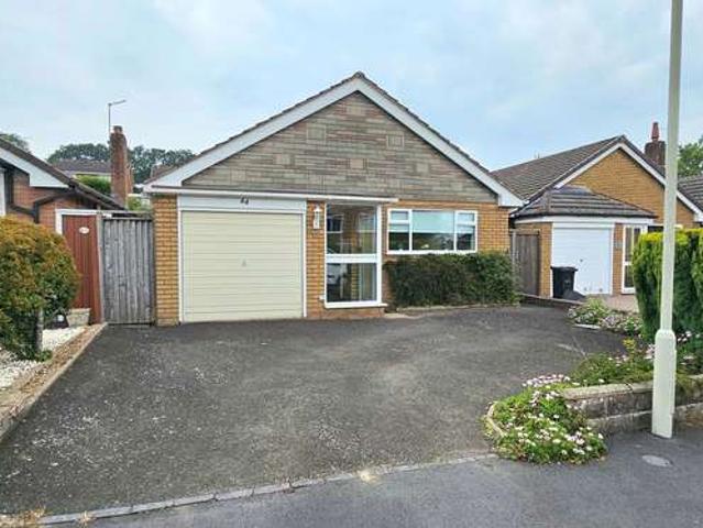 Bungalow for sale in Wollaston, Amblecote