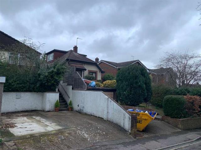 Bungalow for sale in Guildford Park, Westborough
