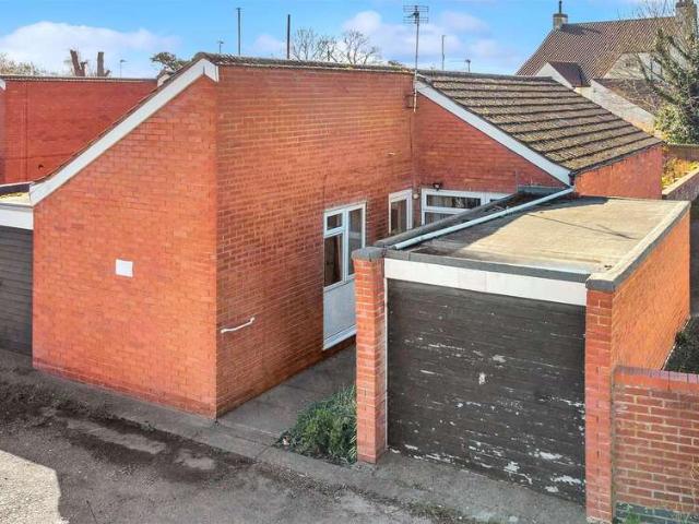 Bungalow for sale in Alverton, East Midlands