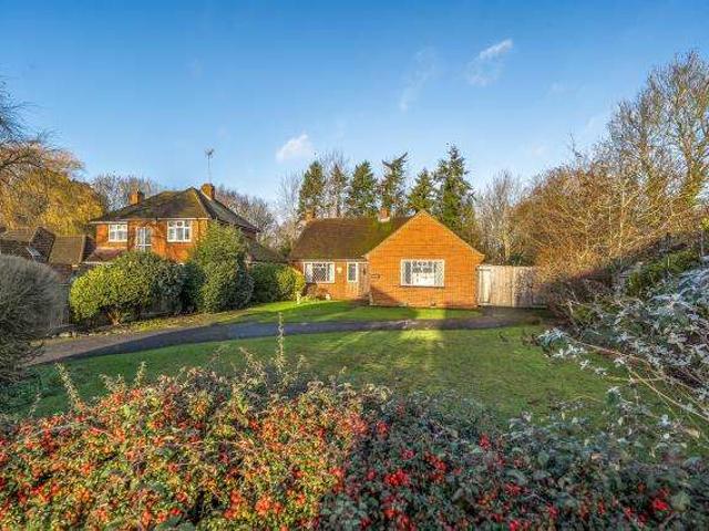 Bungalow for sale in Cranbourne, Winkfield