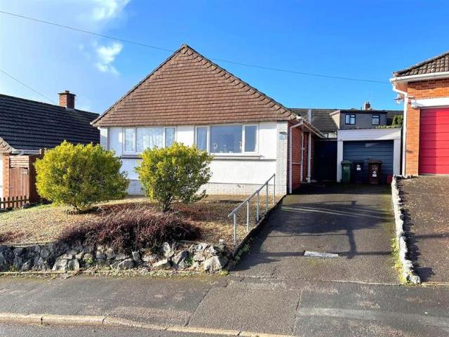 Bungalow for sale in Watergate, Devon