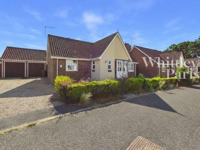 Bungalow for sale in Stradbroke, Mid Suffolk