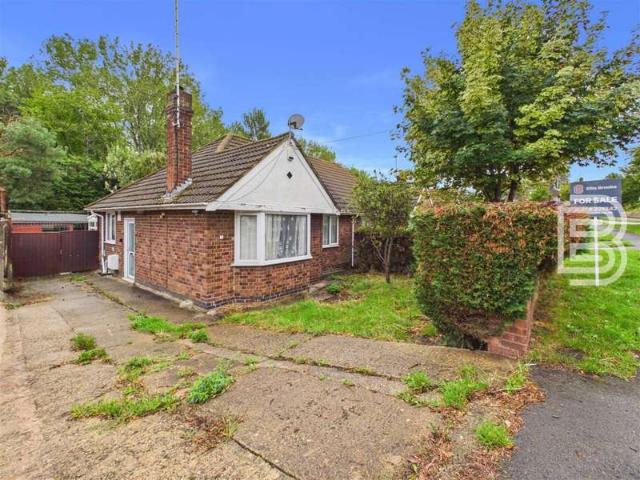 Bungalow for sale in Hillmorton Paddox, New Bilton