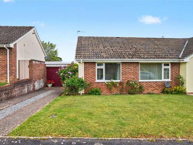 Bungalow for sale in Bishop's Hull, Somerset