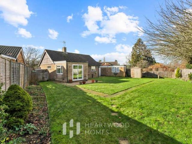 Bungalow for sale in St Albans, Five Acres
