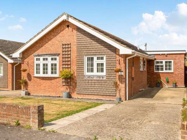 Bungalow for sale in Littlecote, West Sussex