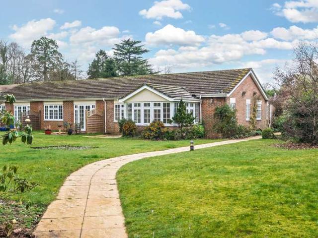 Bungalow for sale in Waverley Estate, Fole