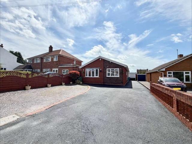 Bungalow for sale in Pensnett, West Midlands