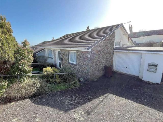 Bungalow for sale in Strode, Devon