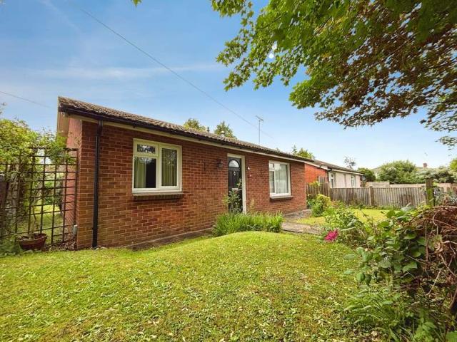 Bungalow for sale in Reading