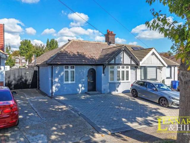 Bungalow for sale in Grays, Essex