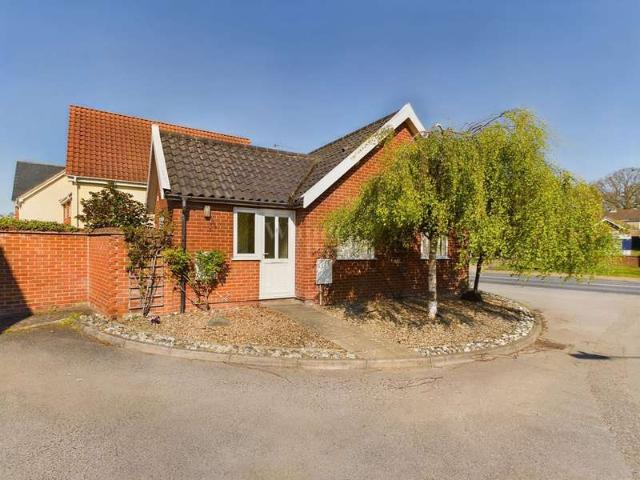 Bungalow for sale in Diss, South Norfolk