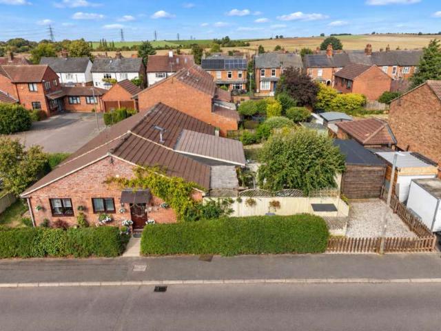Bungalow for sale in King's Walden, Hertfordshire
