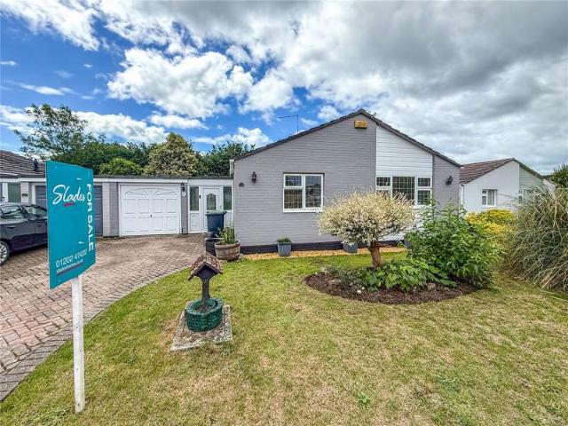 Bungalow for sale in Burton and Winkton, Burton