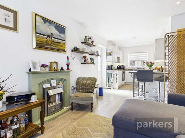 Bungalow for sale in Madley Park, Black Bourton