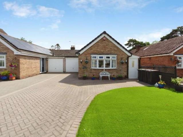 Bungalow for sale in Wythall CP, Bromsgrove