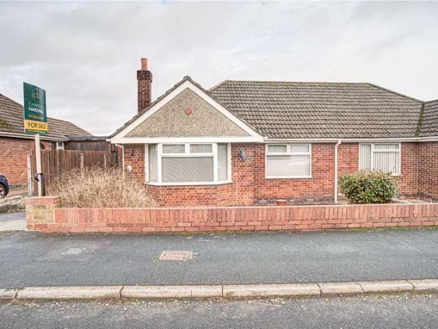 Bungalow for sale in Lakeside, Rodbourne