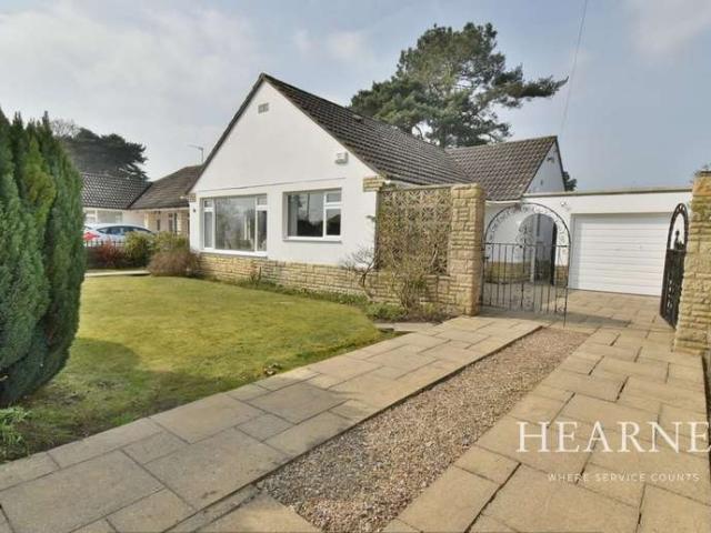 Bungalow for sale in Tricketts Cross, Ferndown