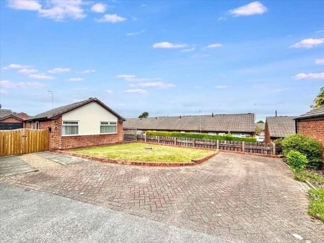Bungalow for sale in Annesley Woodhouse, East Midlands