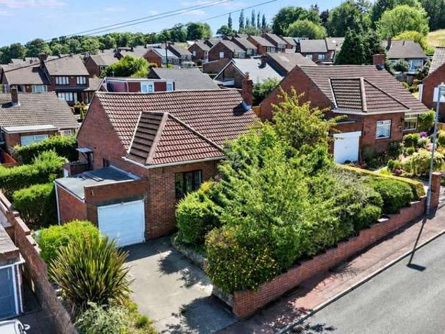 Bungalow for rent in Whickham, Tyne And Wear