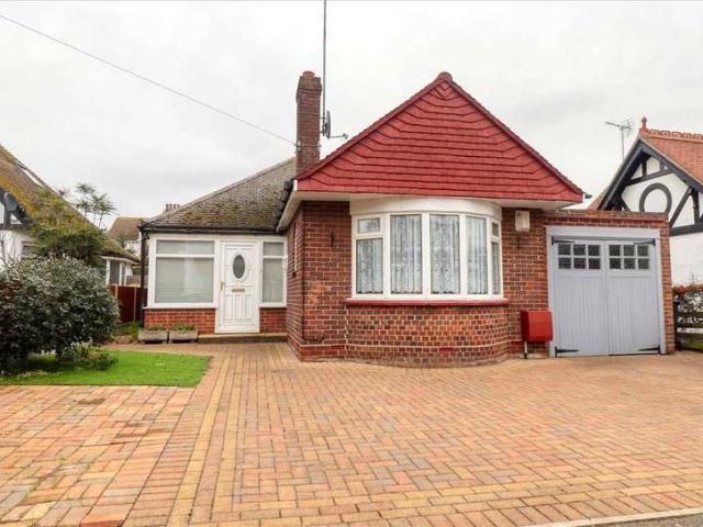 Bungalow for sale in Dale Hill, Essex