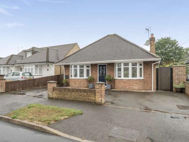 Bungalow for sale in Burnham, Swallow