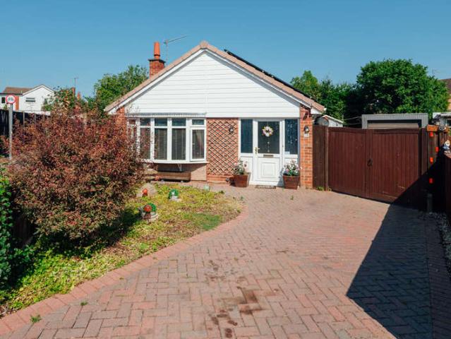 Bungalow for sale in Worcestershire
