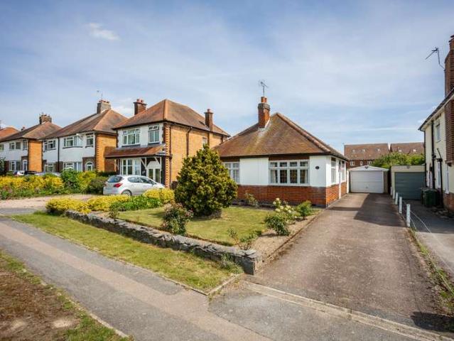 Bungalow for sale in Elmfield, Leicestershire