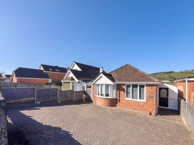 Bungalow for sale in Watergate, Devon