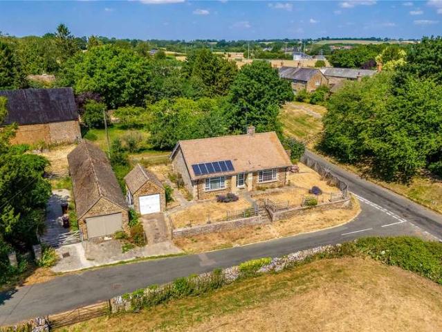 Bungalow for sale in Evershot, Oxfordshire