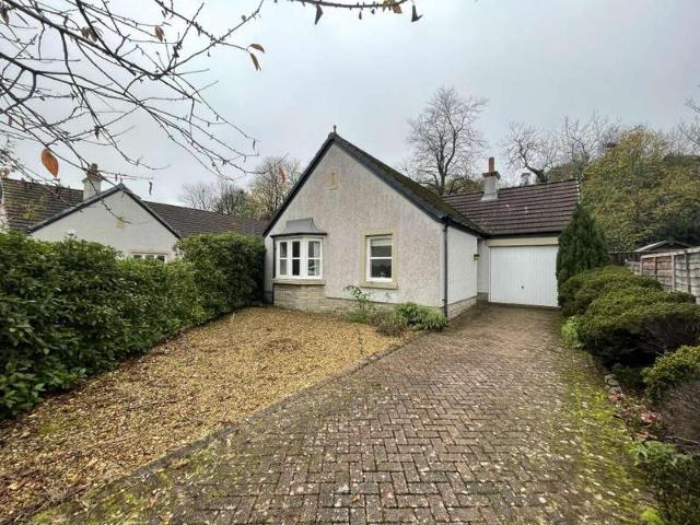 Bungalow for rent in Netherhall, Largs